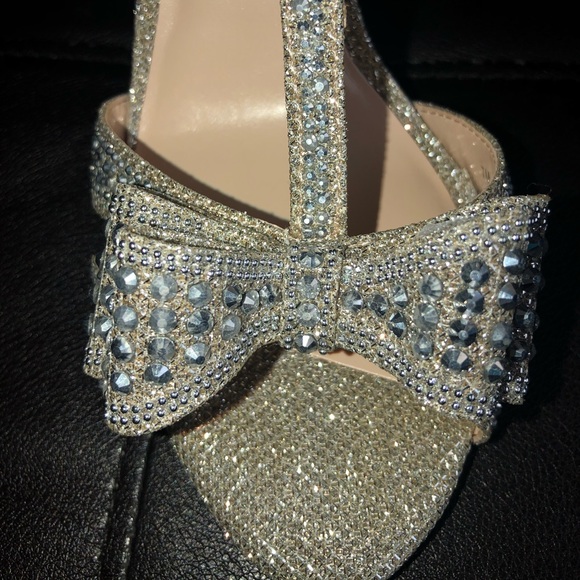 Heels - Picture 5 of 6